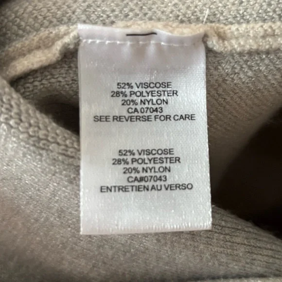 Sleeveless Cardigan - Picture 6 of 6